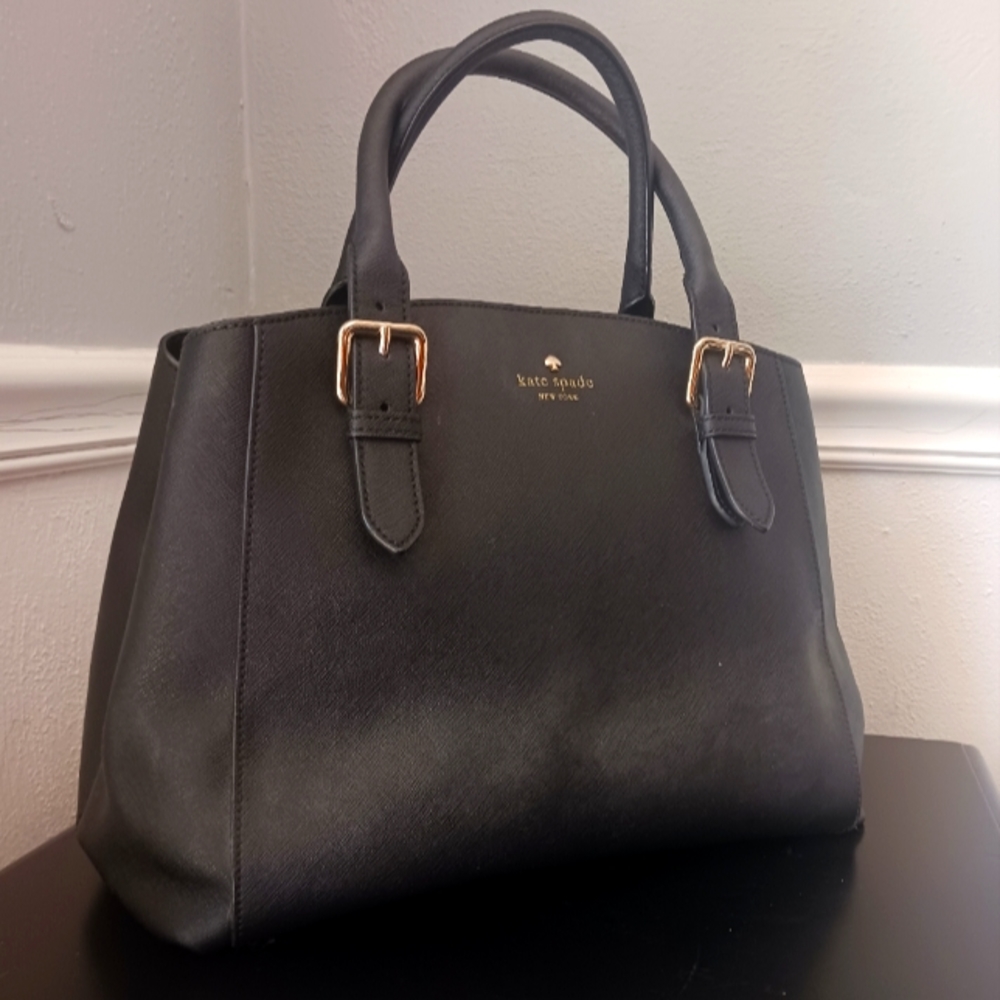 Black Kate Spade purse